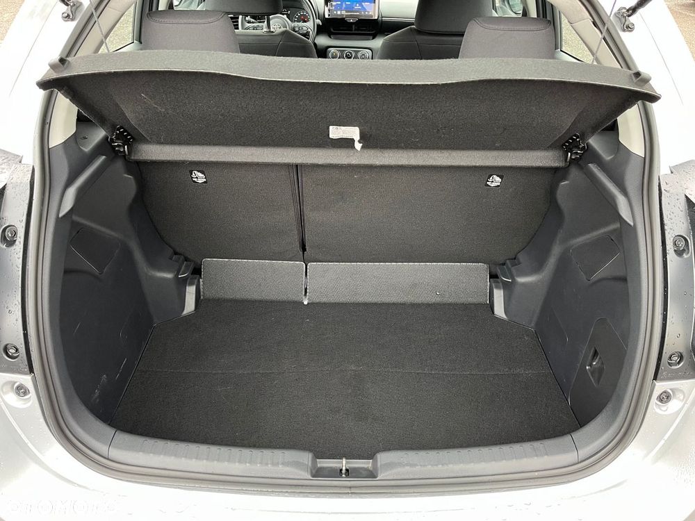 Toyota Yaris 1.5 Comfort - 30