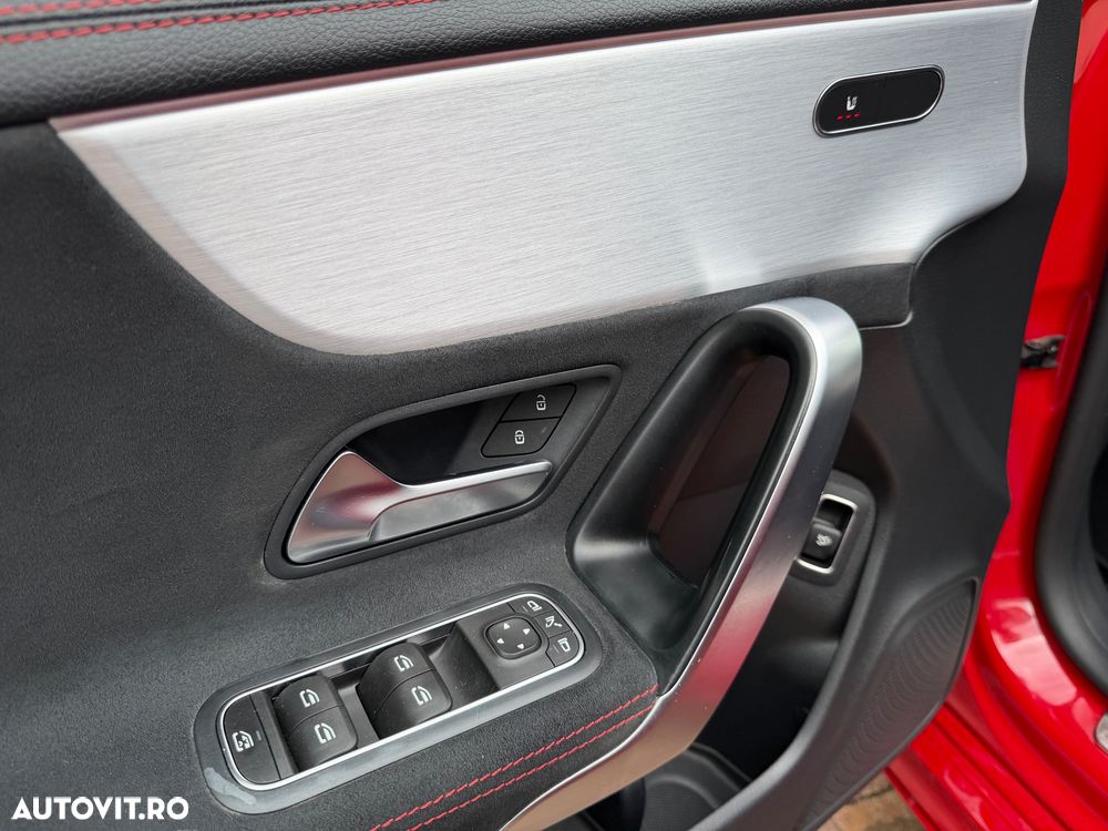 Mercedes-Benz CLA 220 Shooting Brake 7G-DCT AMG Line - 8