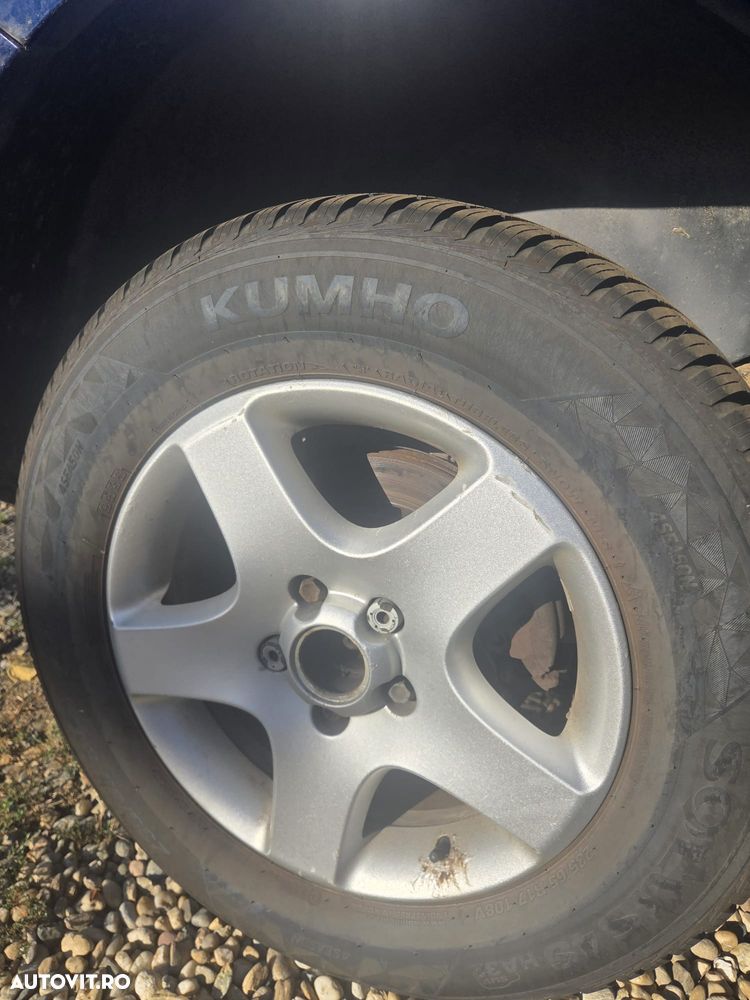Volkswagen Touareg - 11