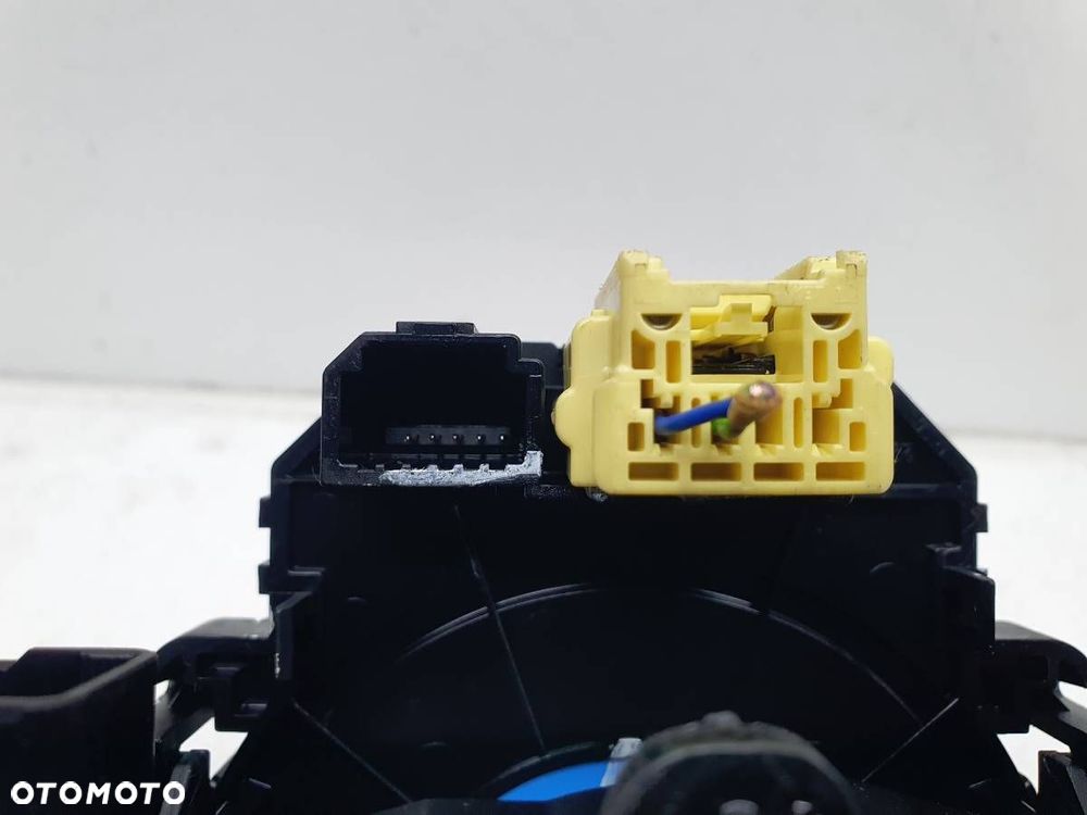 PRZEŁĄCZNIK ZESPOLONY TAŚMA MANETKI HYUNDAI I10 II 299132328 299132302 - 9