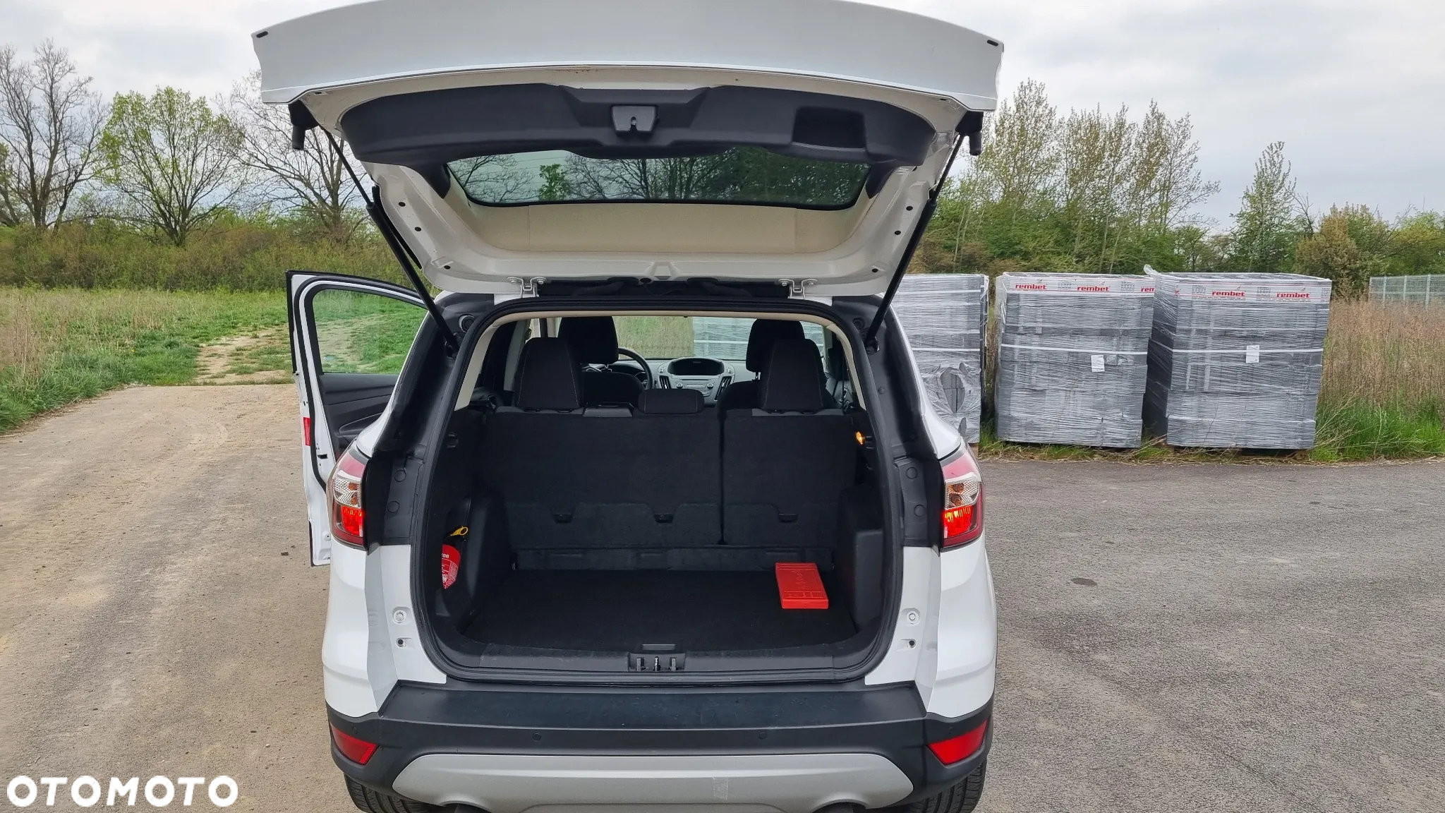 Ford Kuga - 11