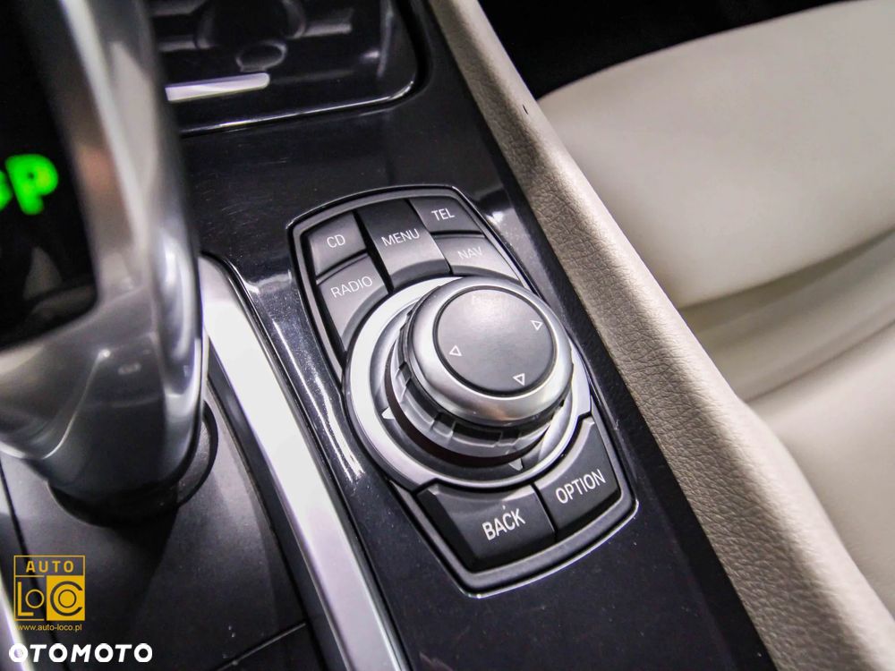 BMW 5GT - 28