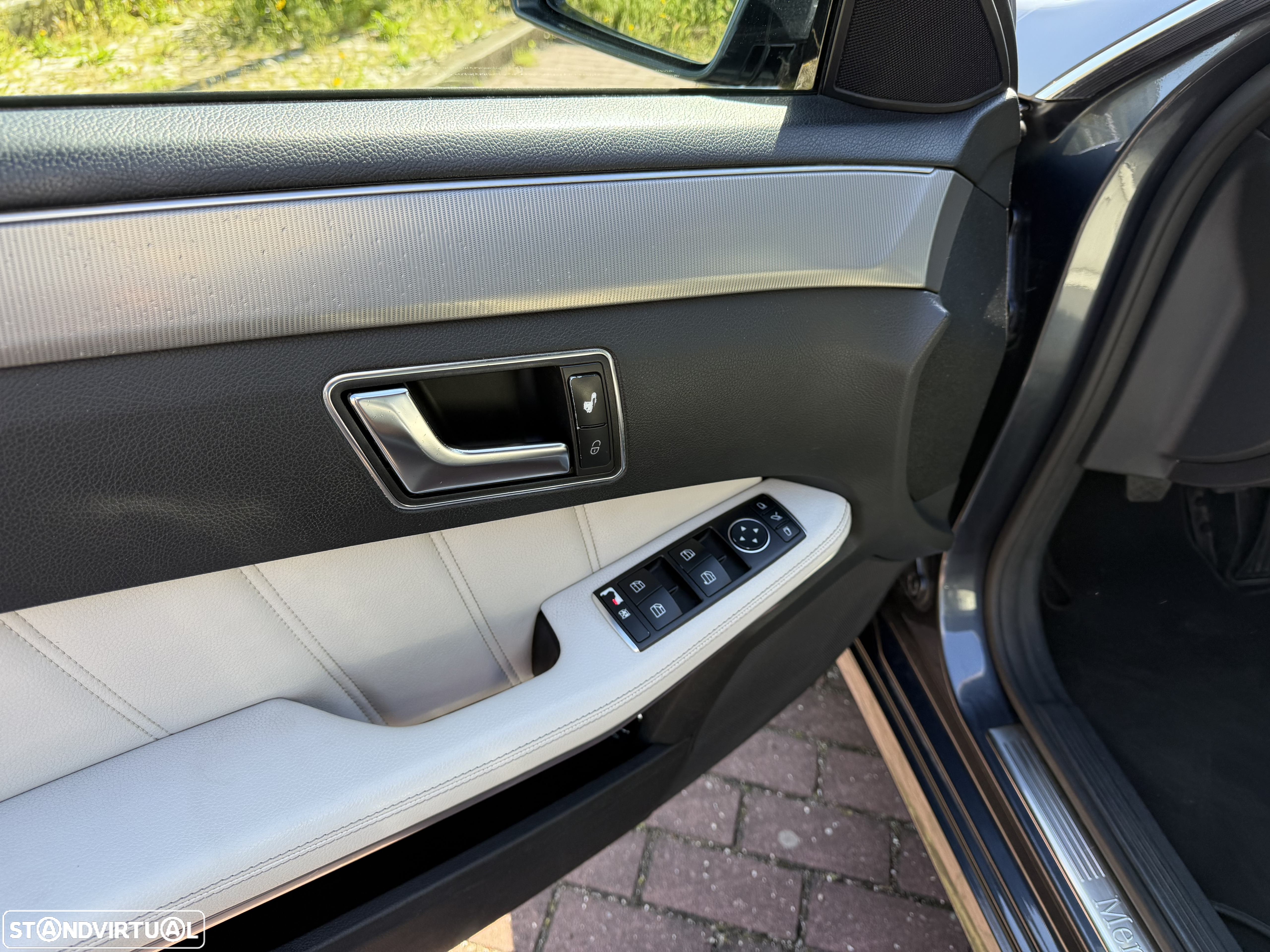Mercedes-Benz E 220 BlueTEC Avantgarde - 27