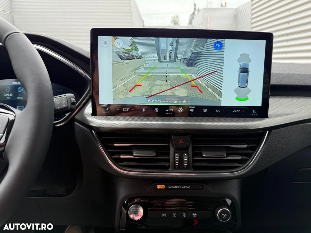 Ford Kuga 2.5 Duratec FWD PHEV Titanium - 6