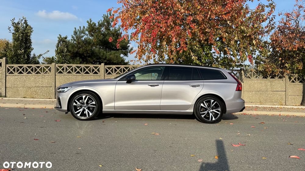 Volvo V60 B4 B Ultra Dark - 26