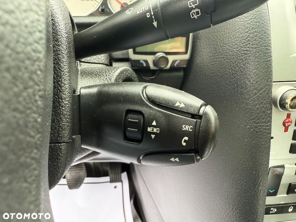 Peugeot 407 SW 140 Premium - 12