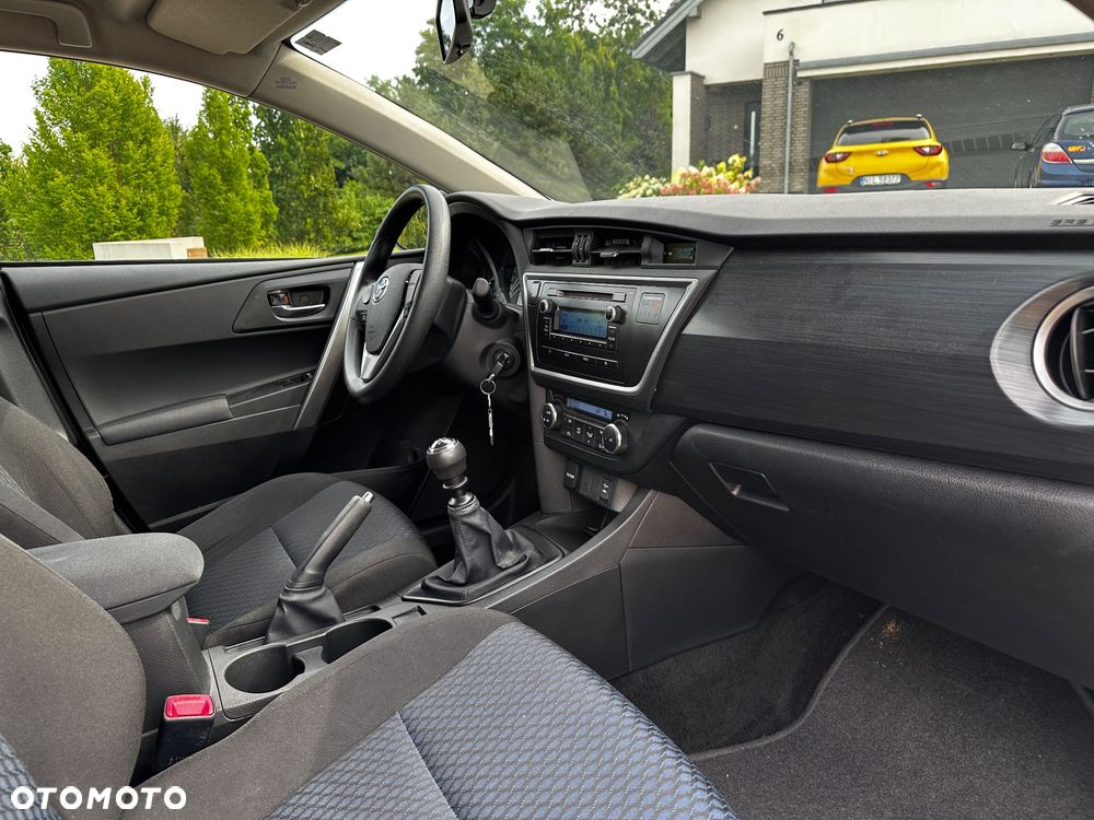Toyota Auris 1.33 VVT-i Life Comfort - 31