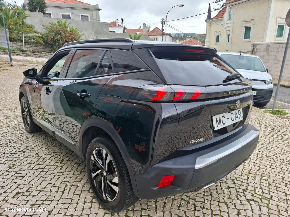 Peugeot 2008 1.2 PureTech GT Line - 4