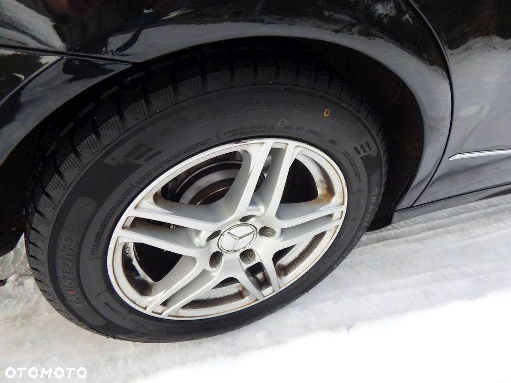 Mercedes-Benz Klasa E 220 CDI 7G-TRONIC Avantgarde - 9