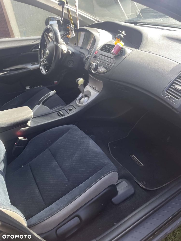 Honda Civic - 10
