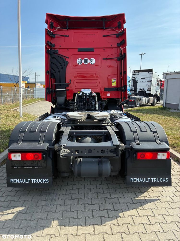 Renault T520 EVO SLEEPER CAB - 7