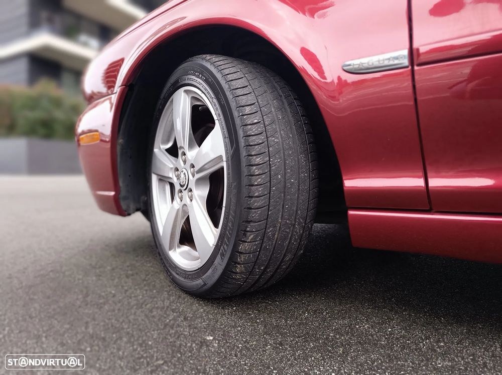 Jaguar X-Type 2.2 D Exclusive Aut. - 24