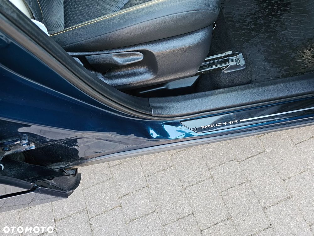 Toyota C-HR 2.0 Hybrid Dynamic Force Executive Premiere Edition AWD - 12