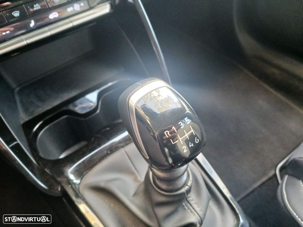 Citroën C3 1.2 Turbo Max — fotografia 19