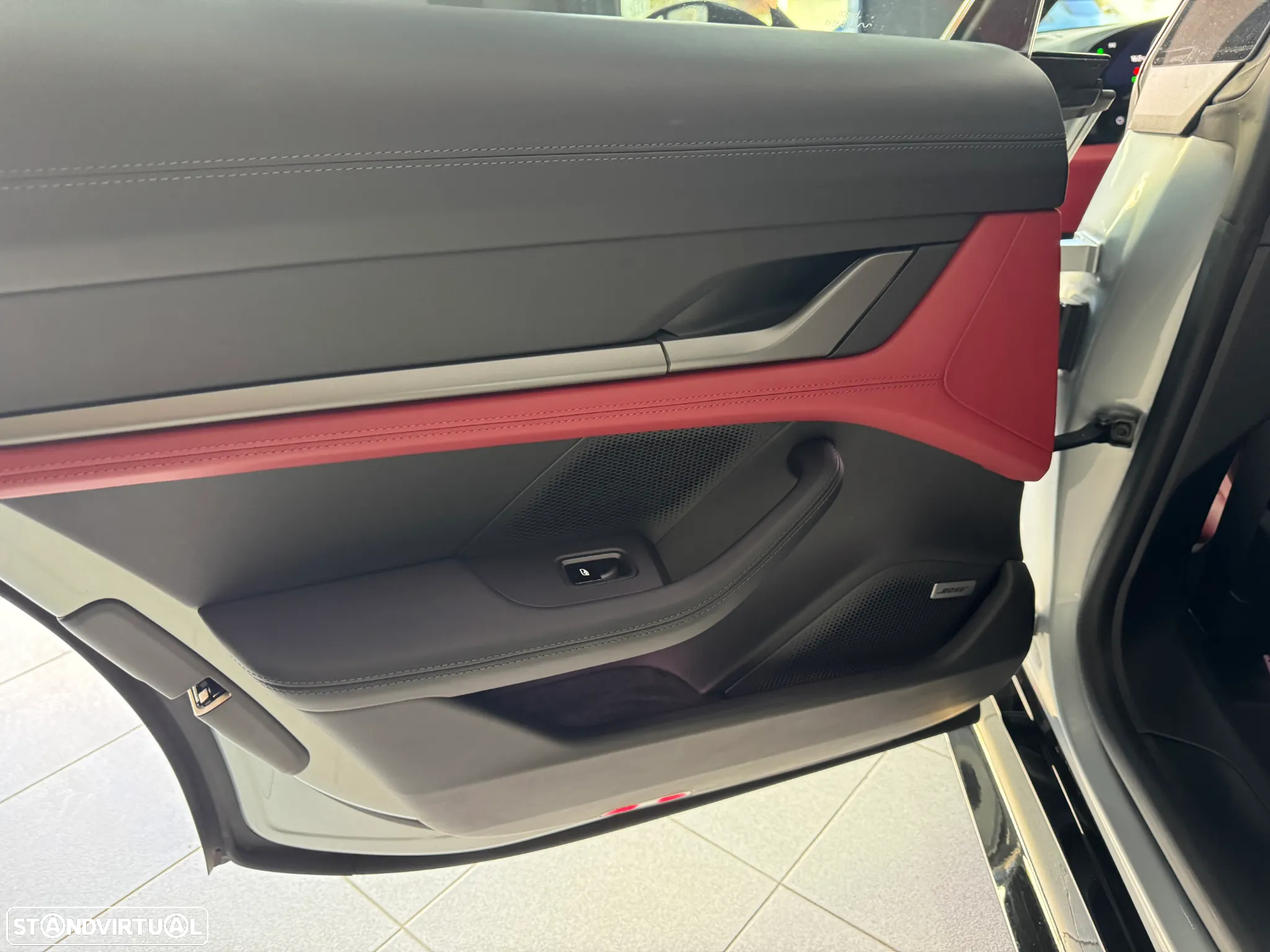 Porsche Taycan 4S - 18