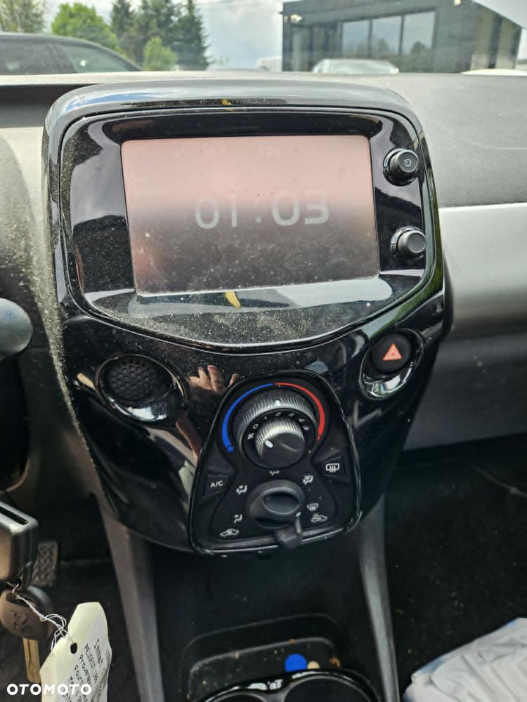 Peugeot 108 VTI 68 ETG5 Top Allure - 15