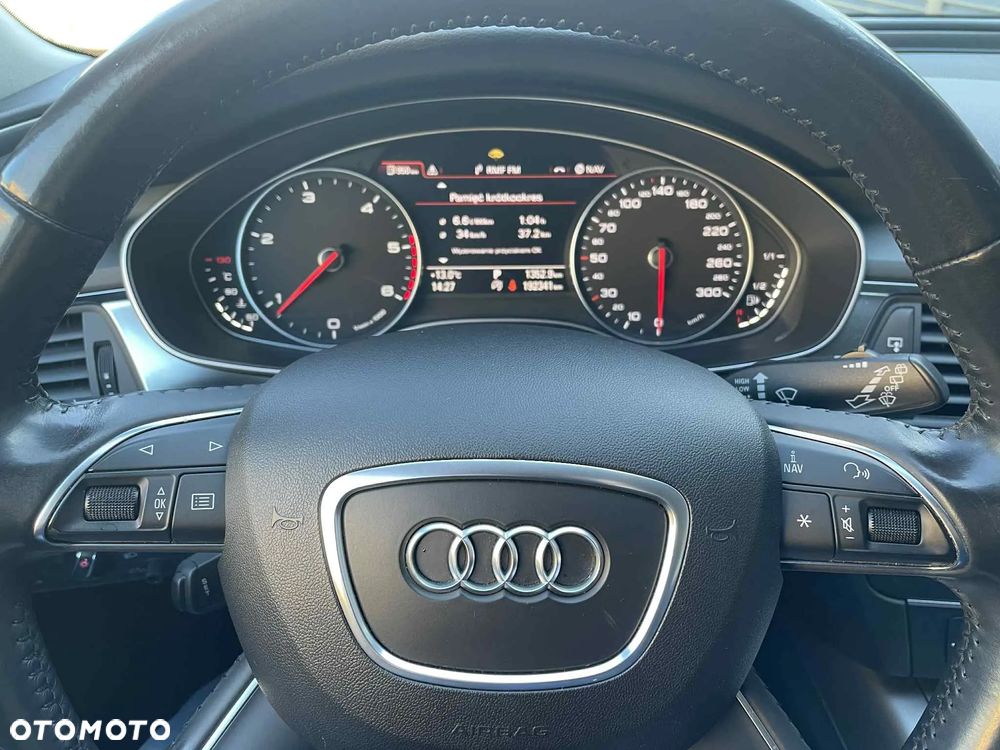 Audi A6 Avant 2.0 TDI Ultra S tronic - 11