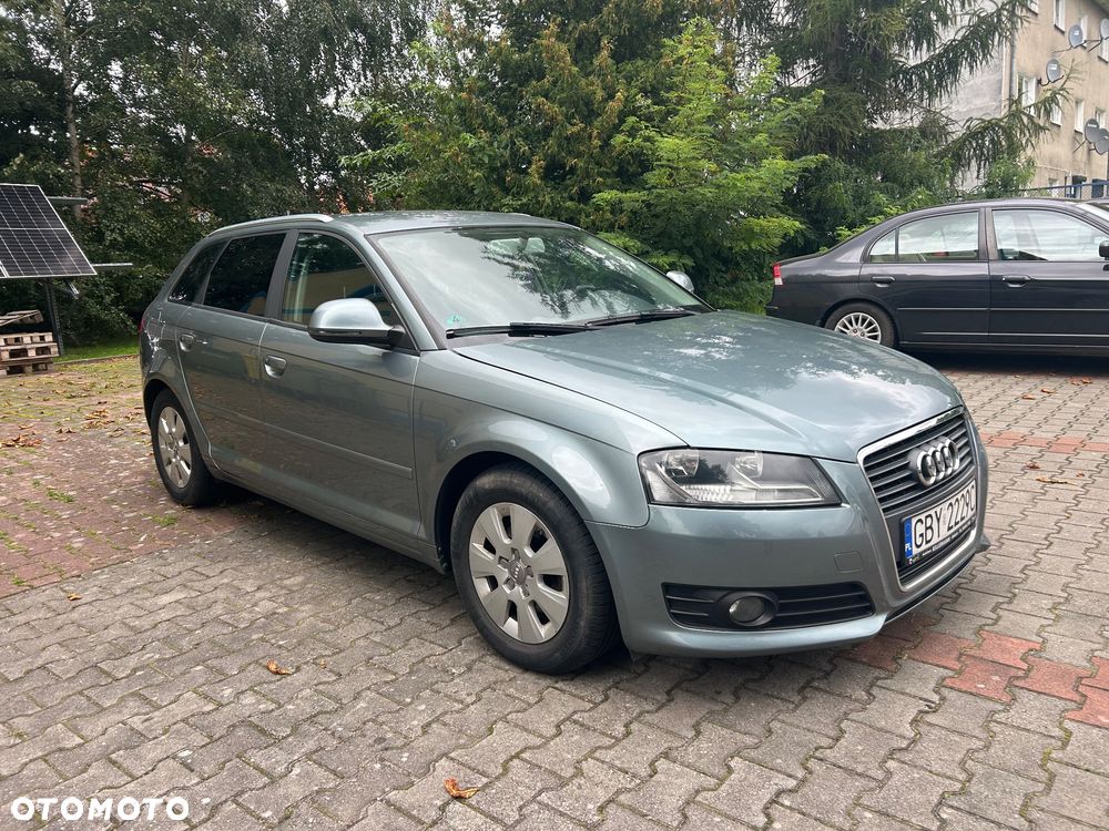 Audi A3 Sportback - 2