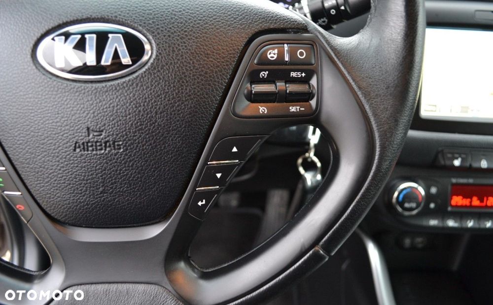 Kia Ceed 1.6 GDI ISG Dream-Team Edition - 25