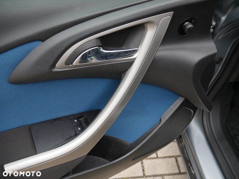 Opel Astra 1.4 Turbo Design Edition - 18