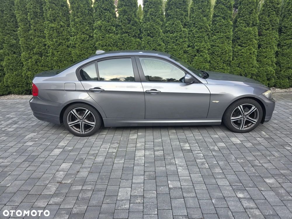 BMW Seria 3 320d - 5