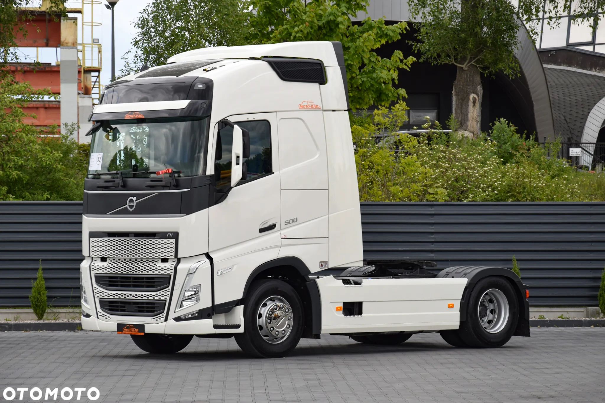 Volvo FH500 / EURO 6 / NOWY MODEL / KLIMATYZACJA POSTOJOWA / ACC / LEDY / 2 ZBIORNIKI PALIWA / FULL SPILERY / 2022 / NISKI PRZEBIEG / SERWISOWANY / SPROWADZONY - 1