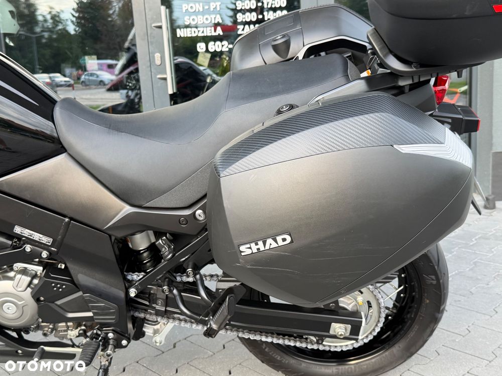 Suzuki V-STROM - 32
