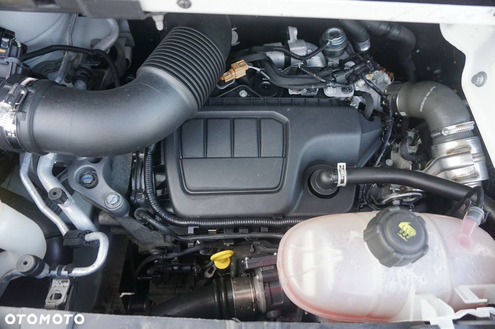 Renault TRAFIC - 23