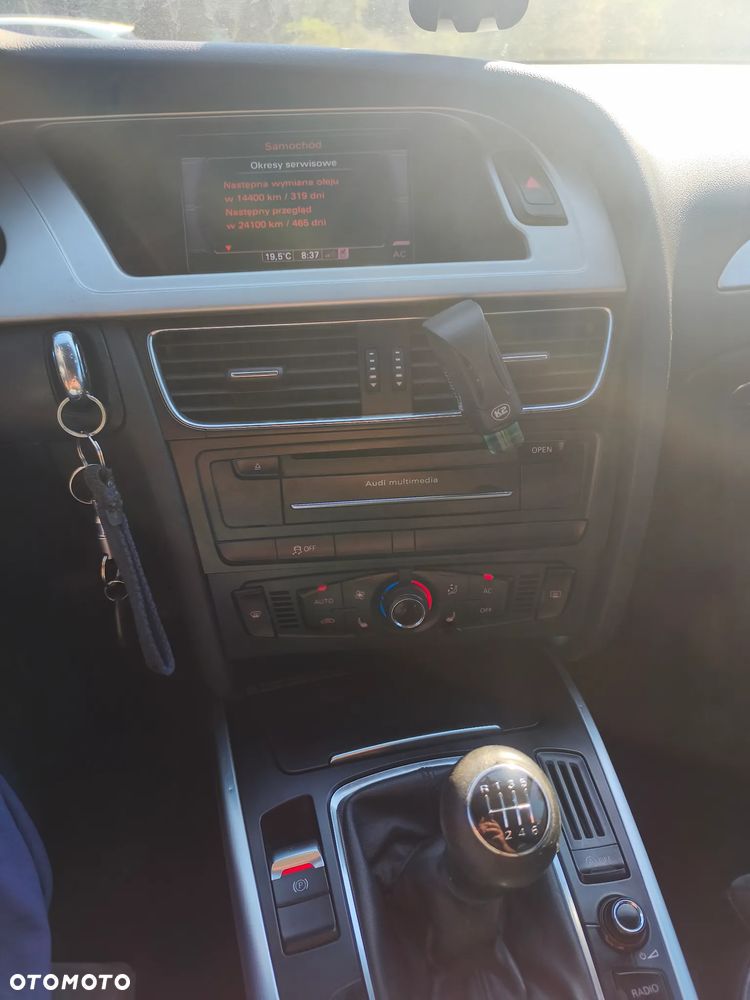 Audi A4 Avant 2.0 TDI - 5