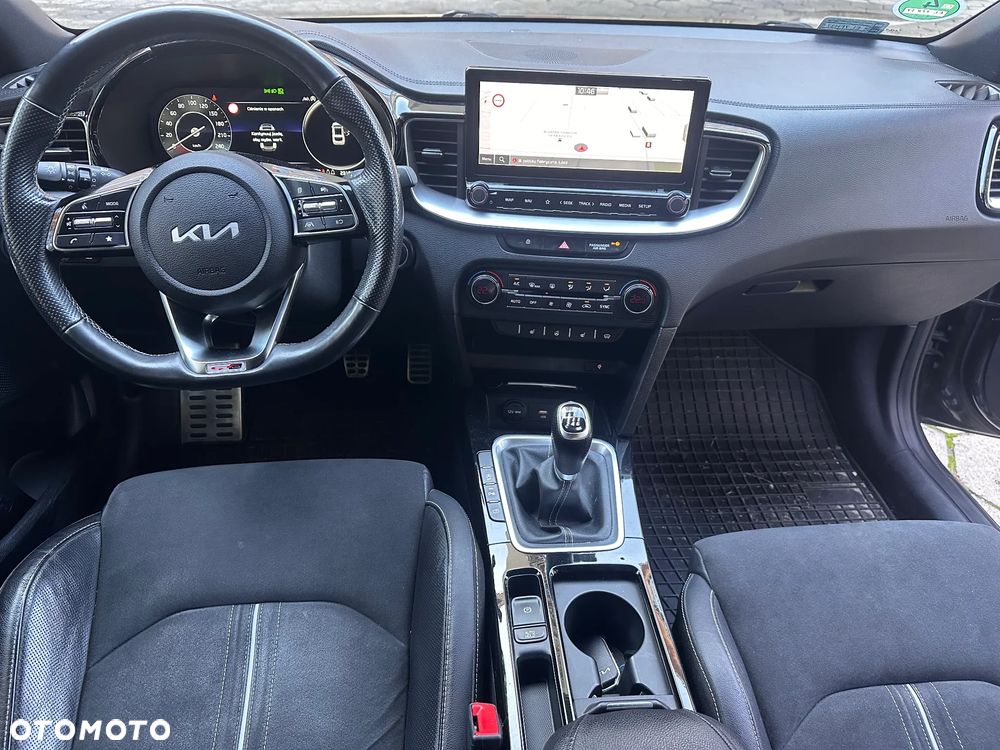 Kia ProCeed 1.5 T-GDI GT Line - 27