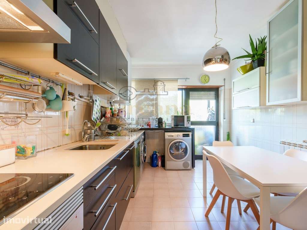 Apartamento T3 Centro de Ourém - Prédio com elevador - Grande imagem: 2/34