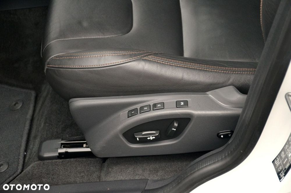 Volvo XC 60 - 14
