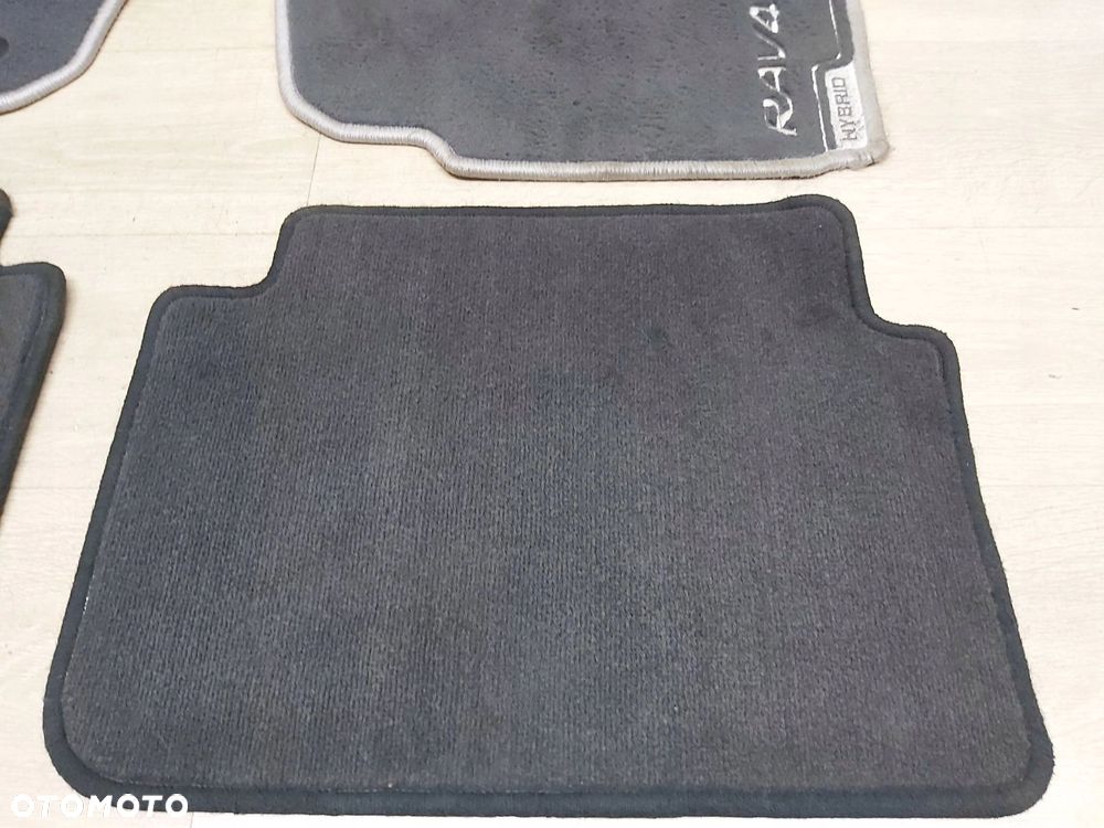 Toyota Rav4 IV XA40 2013-2018 dywanik przód tył wycieraczka ORYGINAŁ - 6