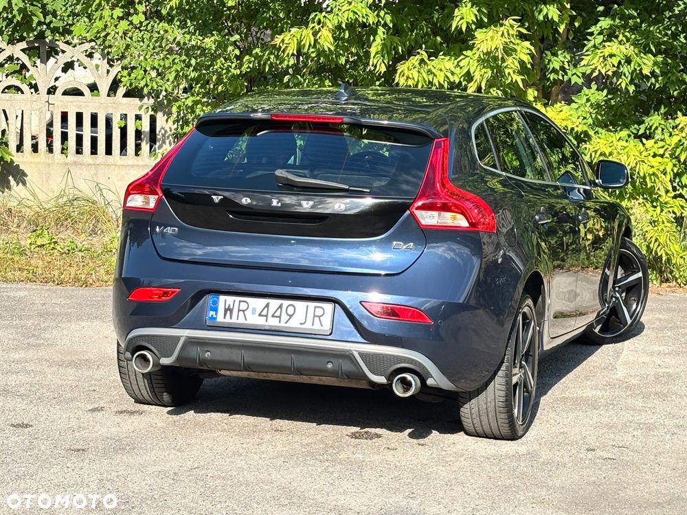 Volvo V40 D4 Drive-E R-Design Summum - 14