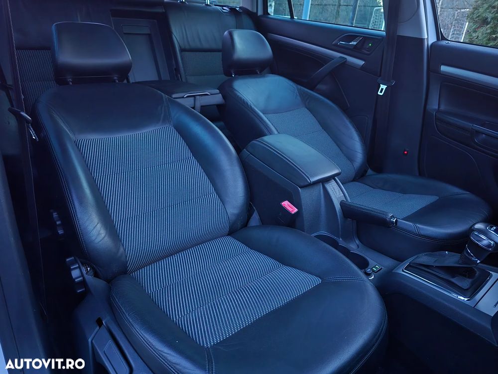 Skoda Octavia 2.0 TDI Business DSG - 12