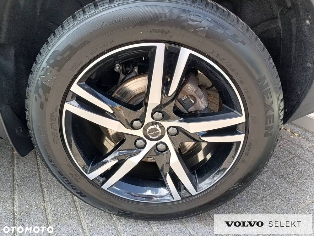 Volvo XC 40 - 25