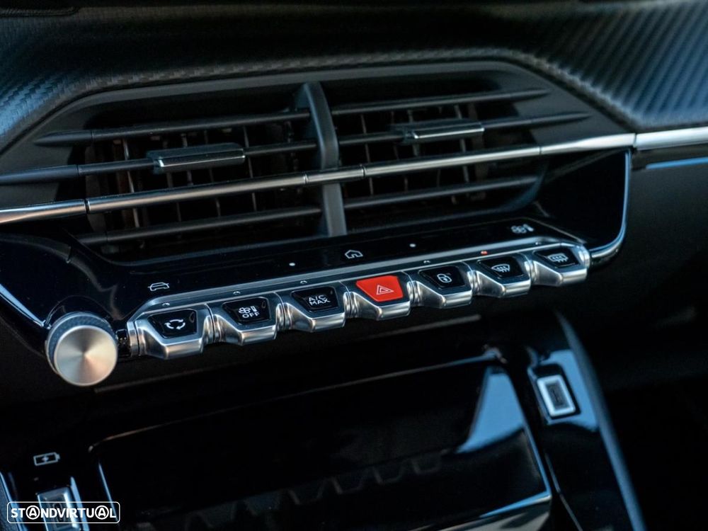 Peugeot e-2008 54 kWh GT - 35