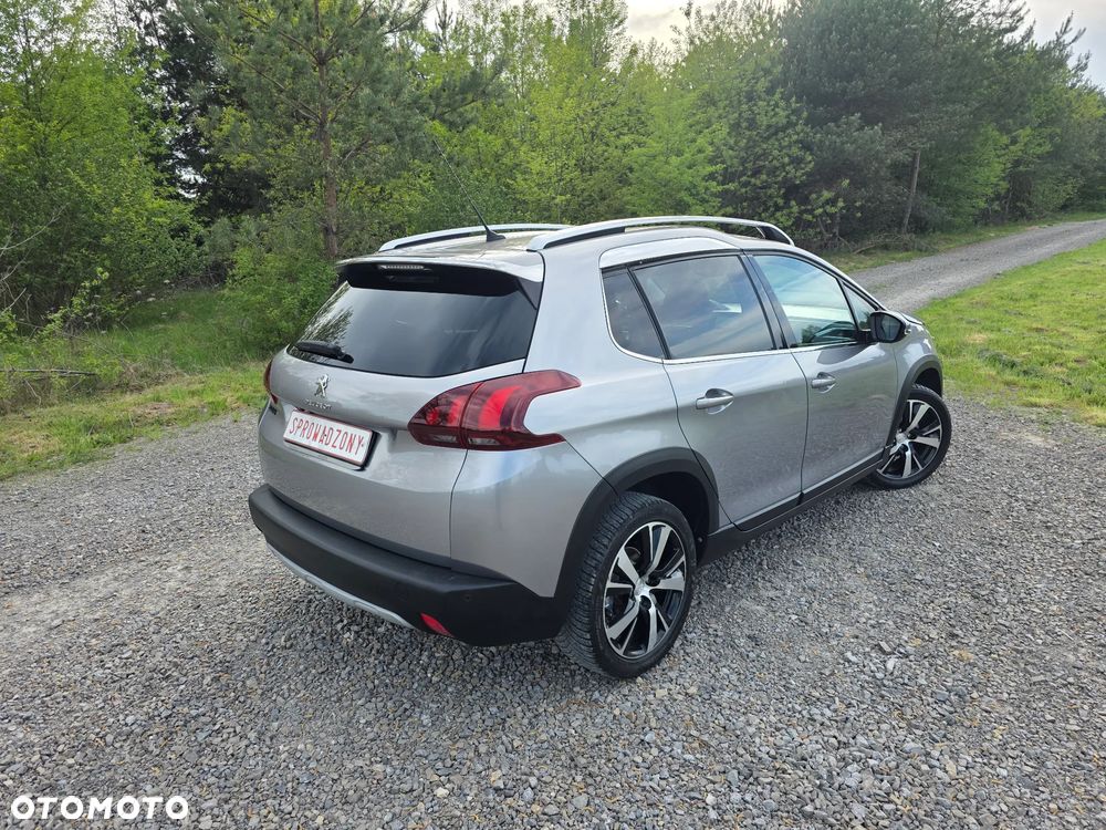 Peugeot 2008 BlueHDi 100 STOP & START Allure - 16