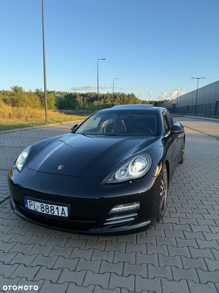 Porsche Panamera 4S - 18