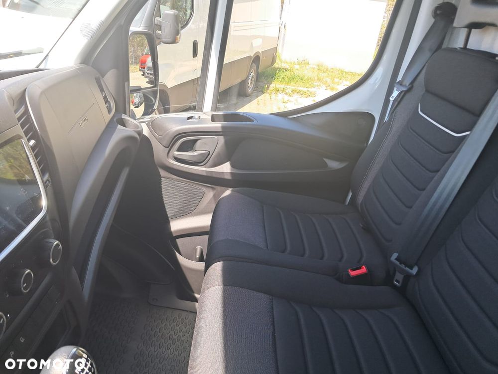Iveco Daily35S18H V 18m3 L4H3 - 11