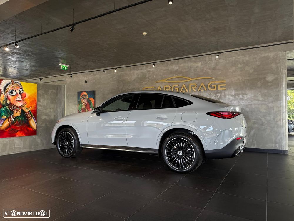 Mercedes-Benz GLC 300 de Coupe 4Matic - 11