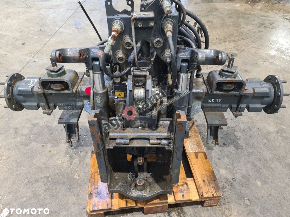 Skrzynia biegów i most tylny McCormick CX 105 xtra - 3