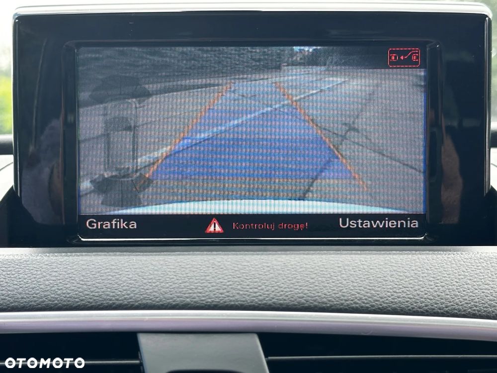 Audi Q3 2.0 TDI Quattro S tronic design - 36