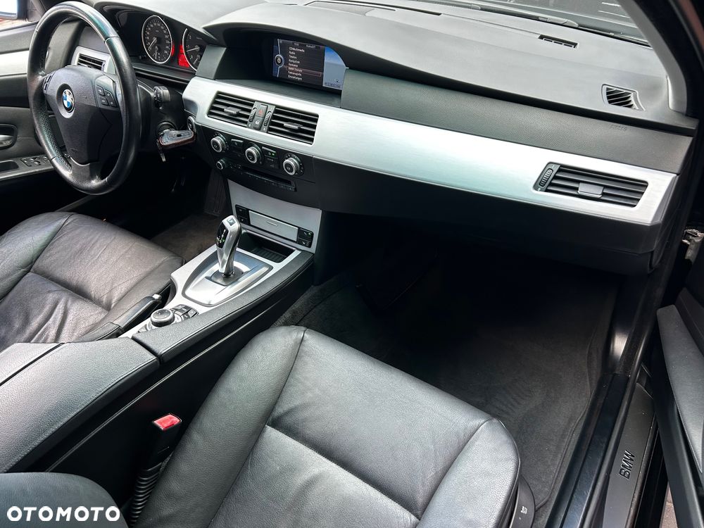 BMW Seria 5 523i Edition Lifestyle - 16