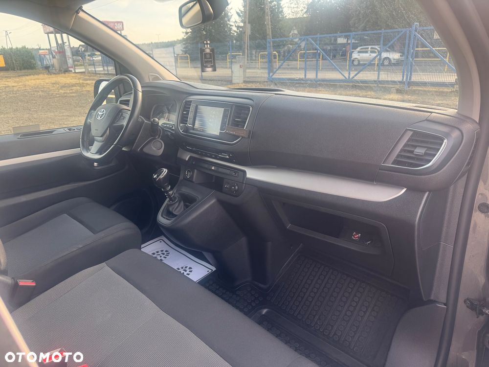 Toyota ProAce - 10