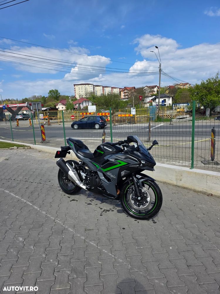 Kawasaki Ninja 500 SE - 1