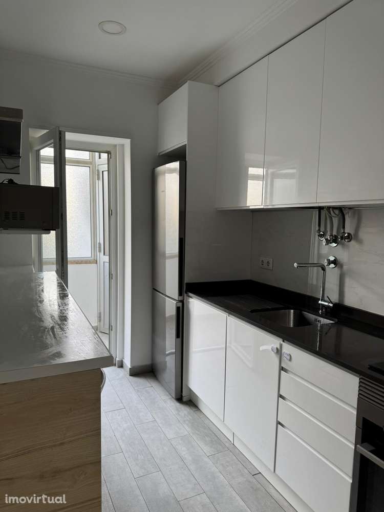 Apartamento T3 junto à Av. do Brasil – Campo Grande / Alvalade - Grande imagem: 3/47