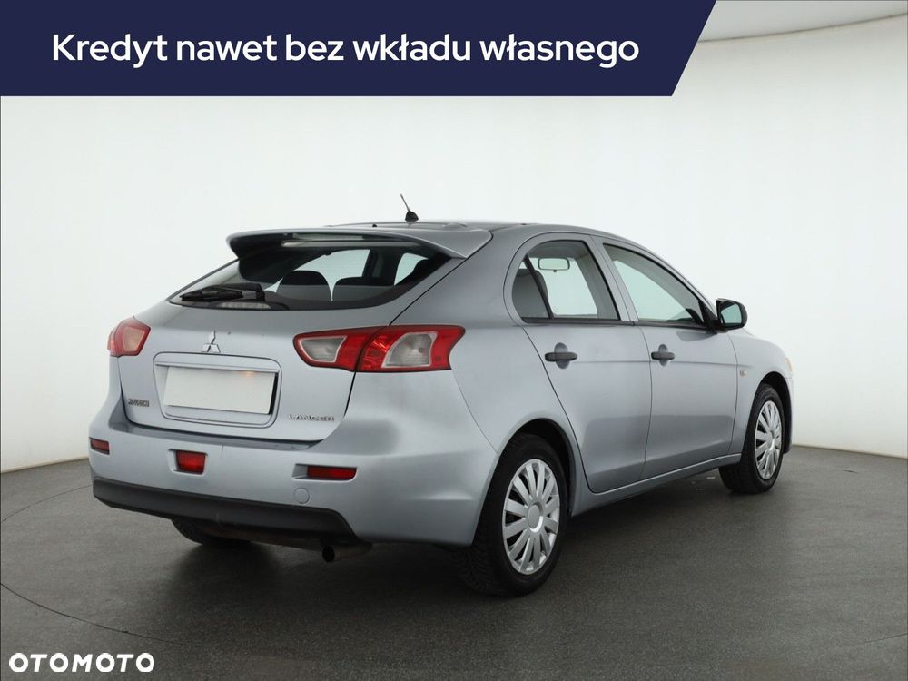Mitsubishi Lancer - 7