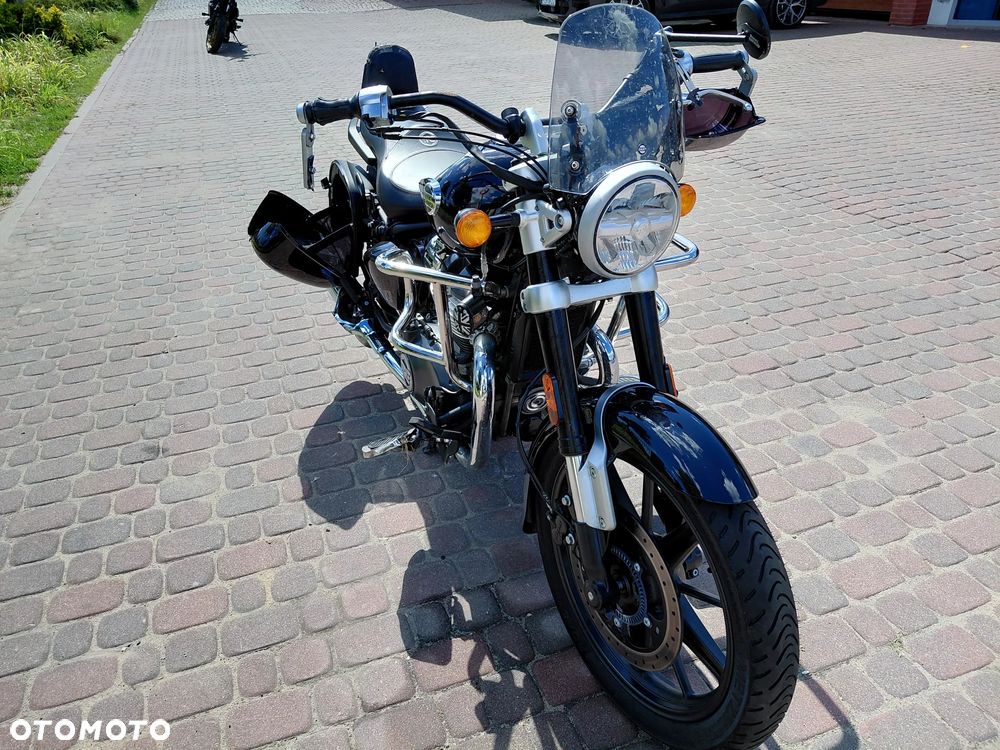 Royal Enfield Super Meteor - 8