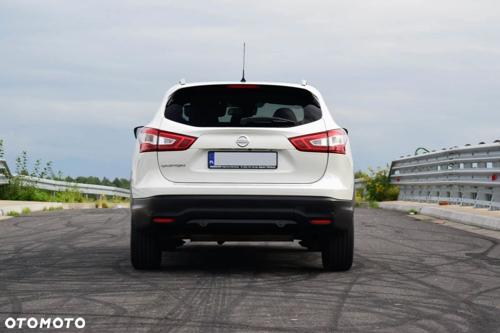Nissan Qashqai 1.2 DIG-T N-Connecta - 8